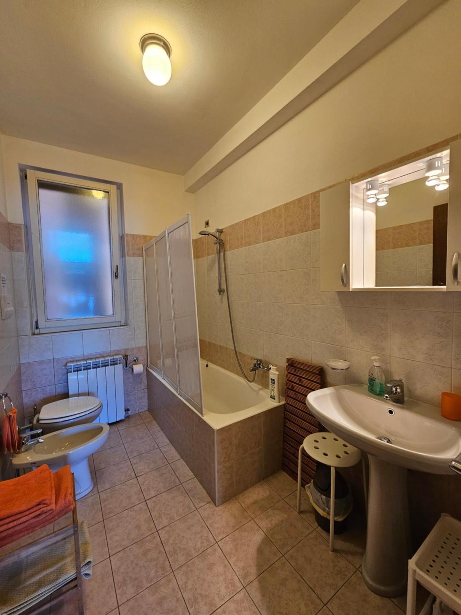 New Apartment Lake 12 Varenna Esterno foto